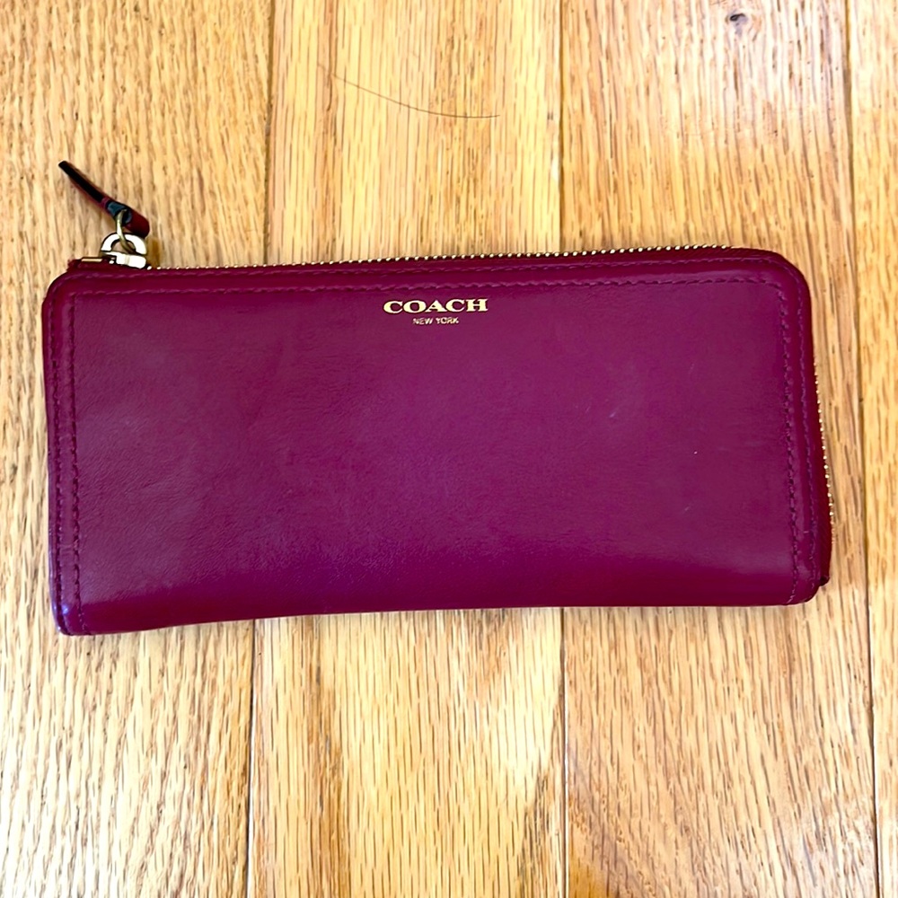 Coach maroon wallet